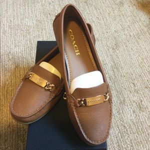 Coach Olive Pebble Grain Leather Saddle Size 8M